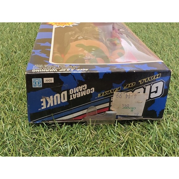 Vtg G.I Joe 1993 Hasbro Combat Camo Duke Hall of Fame Action Figure New Sealed - Picture 8 of 12